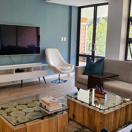 Zuri Residences At Ten Degrees ヨハネスブルグ エクステリア 写真