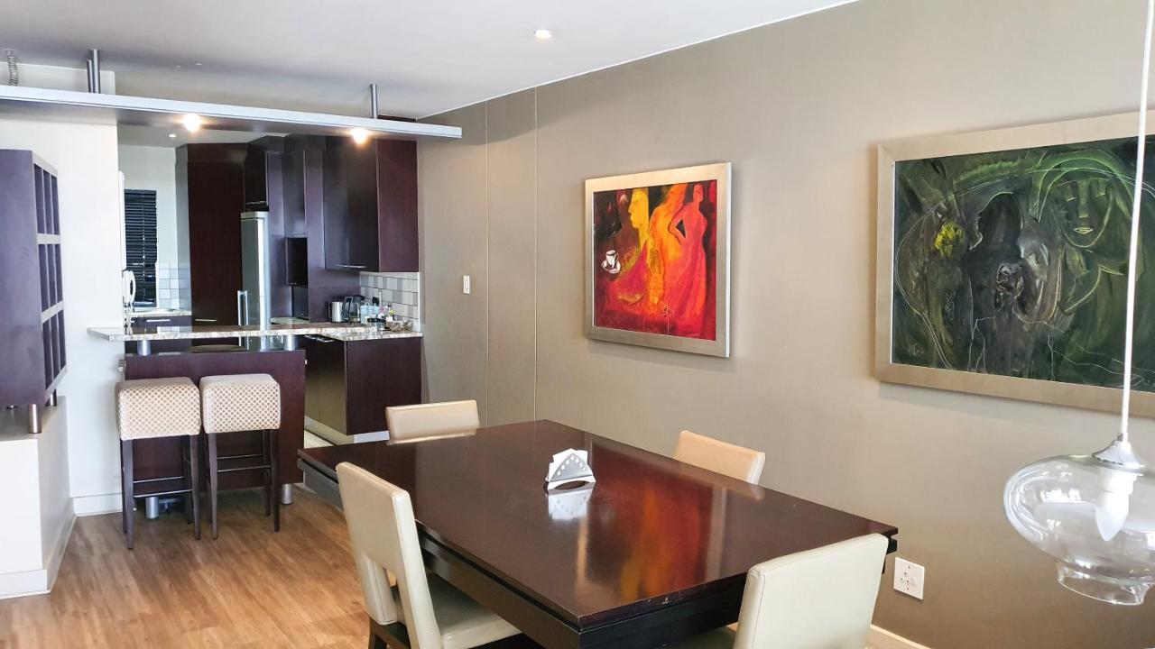 Zuri Residences At Ten Degrees ヨハネスブルグ エクステリア 写真