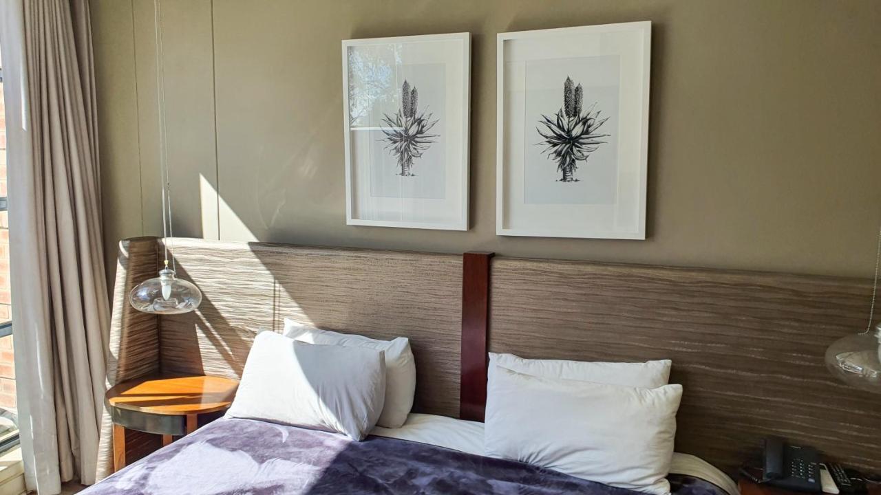 Zuri Residences At Ten Degrees ヨハネスブルグ エクステリア 写真