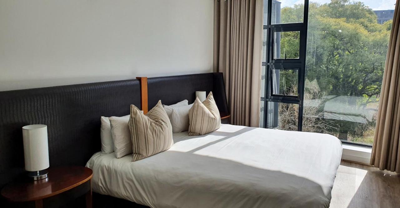 Zuri Residences At Ten Degrees ヨハネスブルグ エクステリア 写真