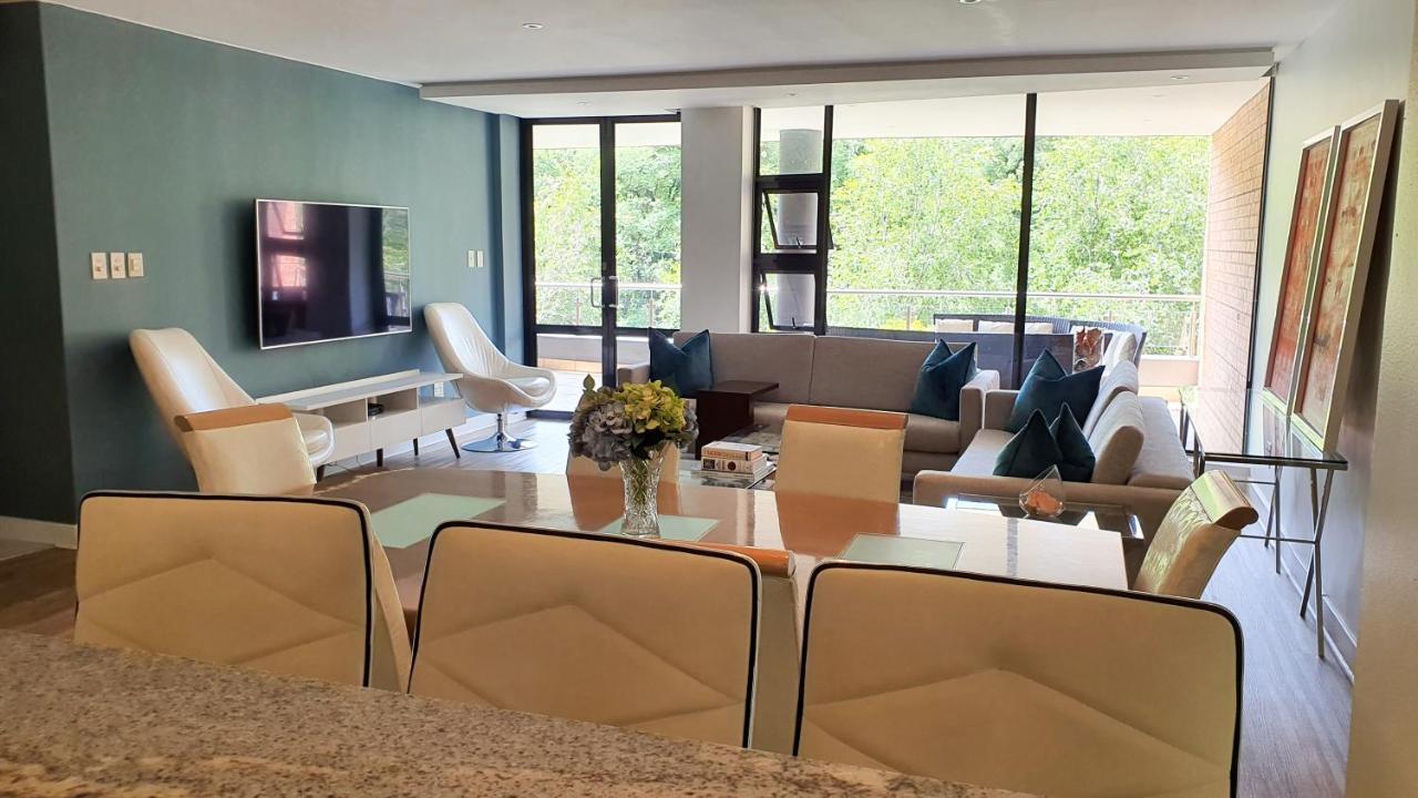 Zuri Residences At Ten Degrees ヨハネスブルグ エクステリア 写真