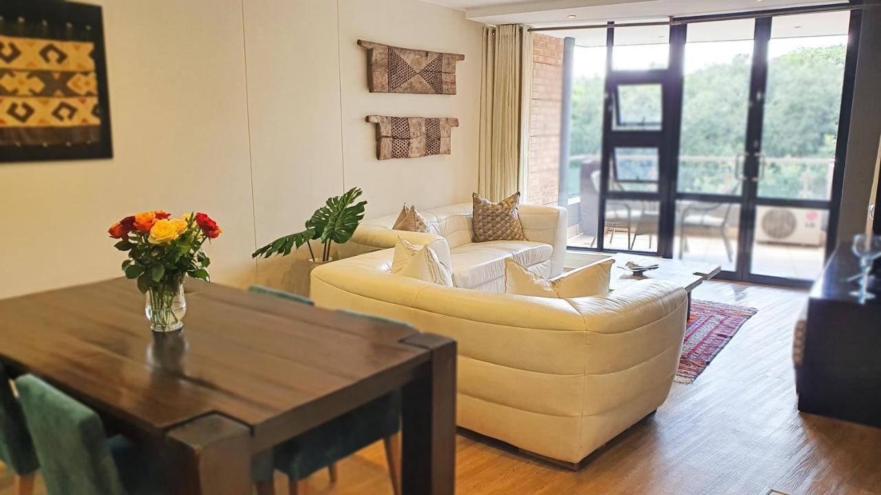 Zuri Residences At Ten Degrees ヨハネスブルグ エクステリア 写真