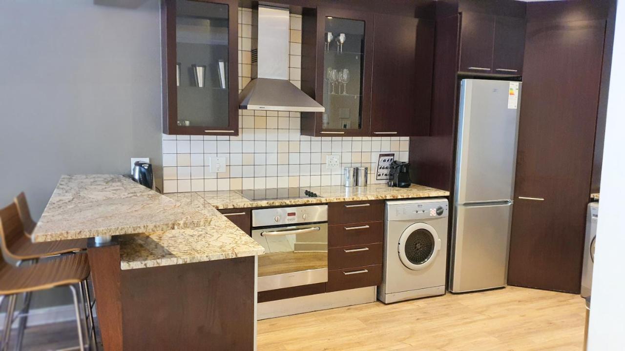 Zuri Residences At Ten Degrees ヨハネスブルグ エクステリア 写真