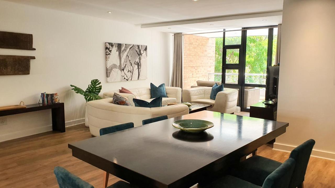 Zuri Residences At Ten Degrees ヨハネスブルグ エクステリア 写真